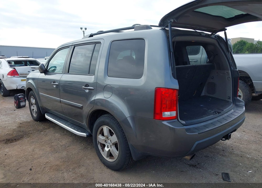 2011 HONDA PILOT EX-L VIN: 5FNYF4H73BB044301