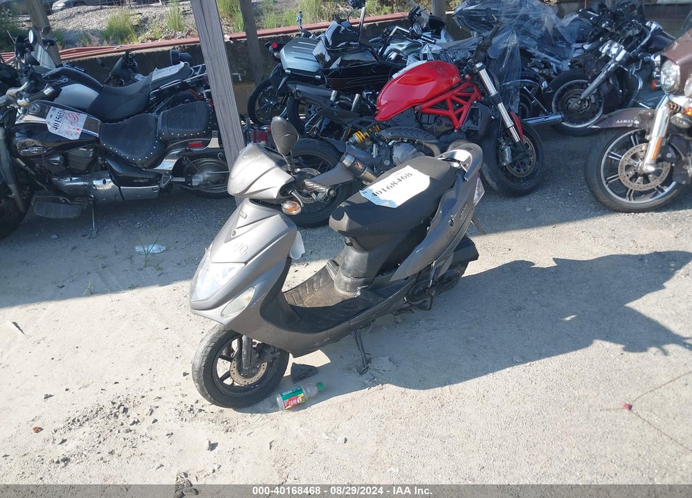 2021 CHICAGO SCOOTER CO GO VIN: L4HCATA15M6000832