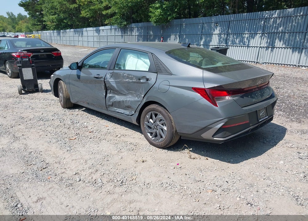 2024 HYUNDAI ELANTRA SEL VIN: KMHLM4DG4RU811740