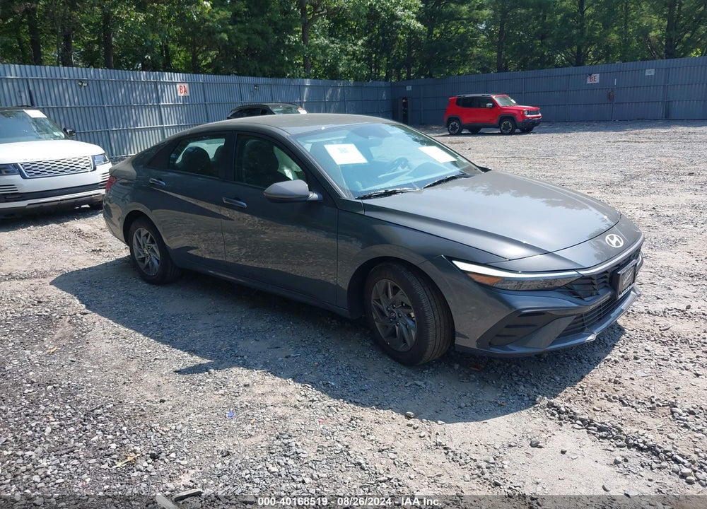 2024 HYUNDAI ELANTRA SEL VIN: KMHLM4DG4RU811740