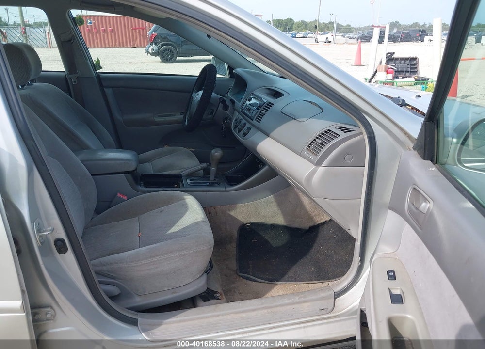 2002 TOYOTA CAMRY LE VIN: 4T1BE32K12U095069