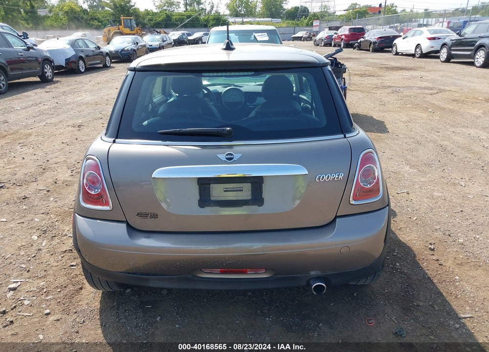 2012 MINI COOPER VIN: WMWSU3C53CT263198