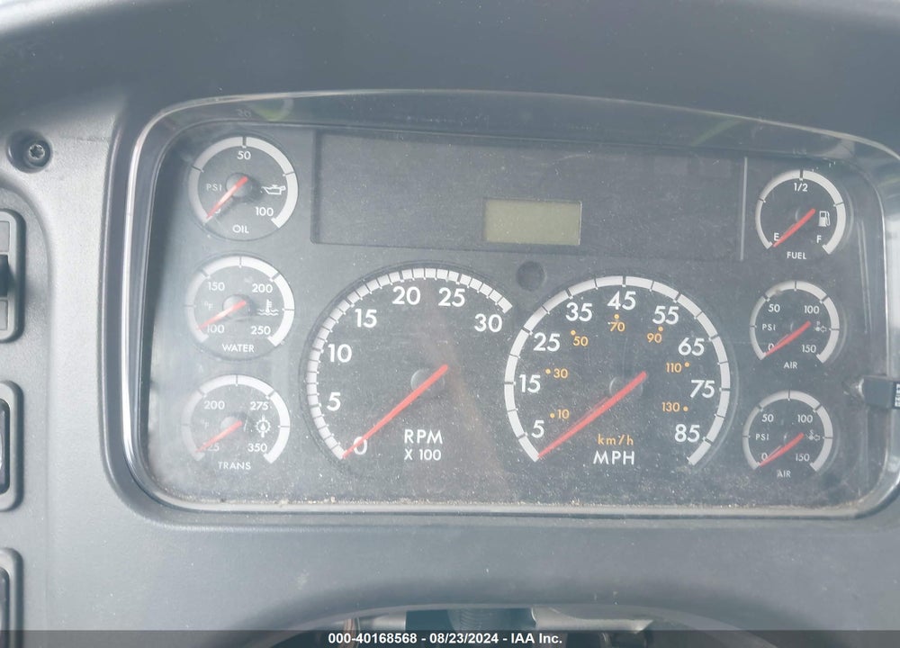 2010 FREIGHTLINER M2 106 MEDIUM DUTY VIN: 1FVACWDT9ADAR2360