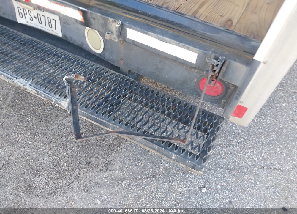 2013 FORD E-350 CUTAWAY VIN: 1FDWE3FL2DDA05726