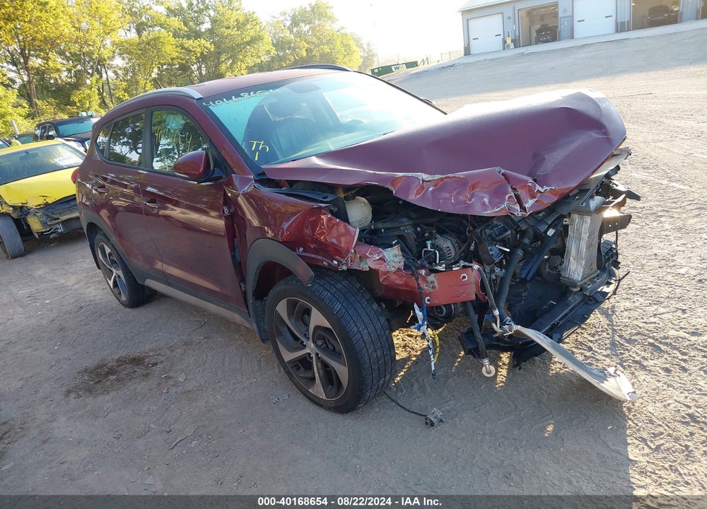 2017 HYUNDAI TUCSON SPORT VIN: KM8J3CA2XHU271810