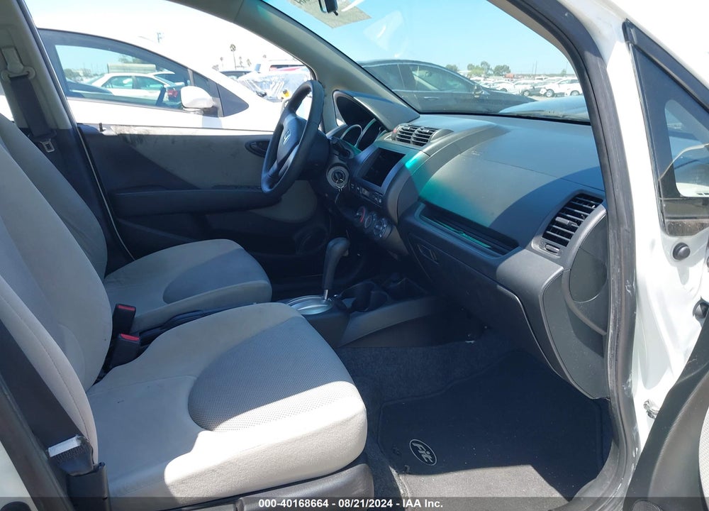 2007 HONDA FIT VIN: JHMGD38467S055853