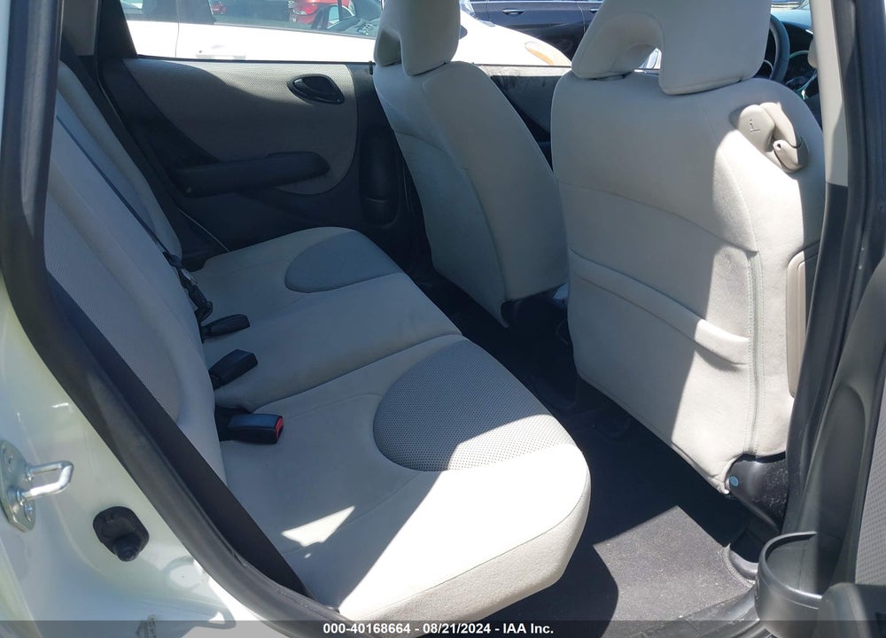 2007 HONDA FIT VIN: JHMGD38467S055853