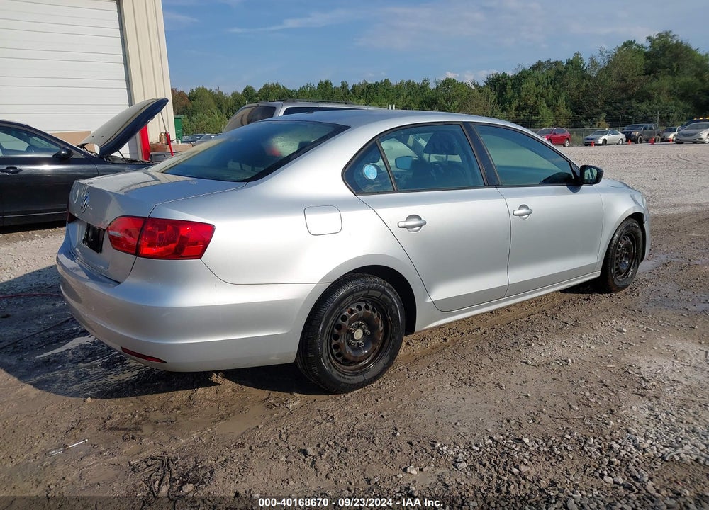 2014 VOLKSWAGEN JETTA 2.0L S VIN: 3VW2K7AJ1EM404896