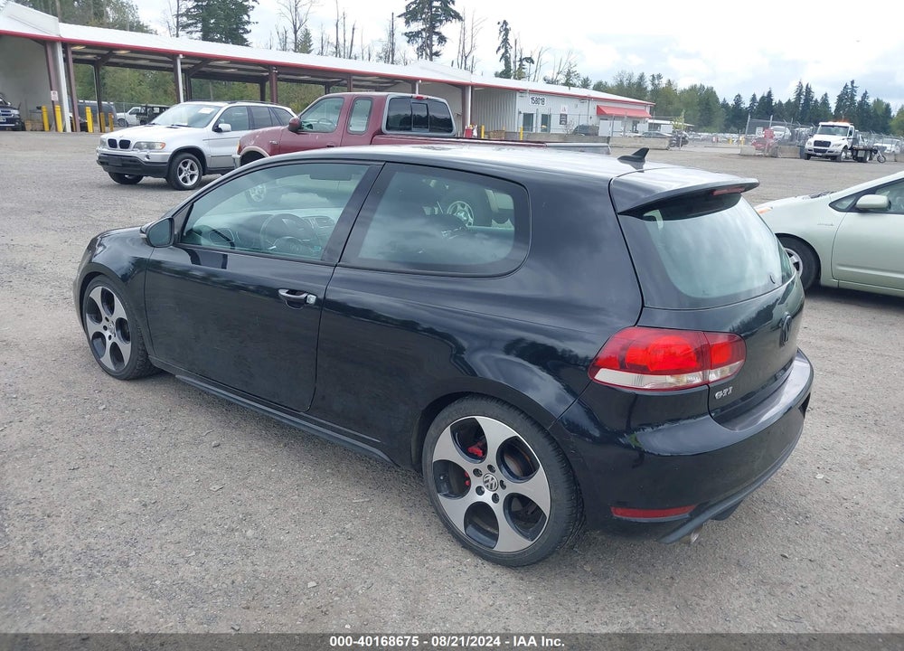 2011 VOLKSWAGEN GTI 2-DOOR VIN: WVWEV7AJXBW081578