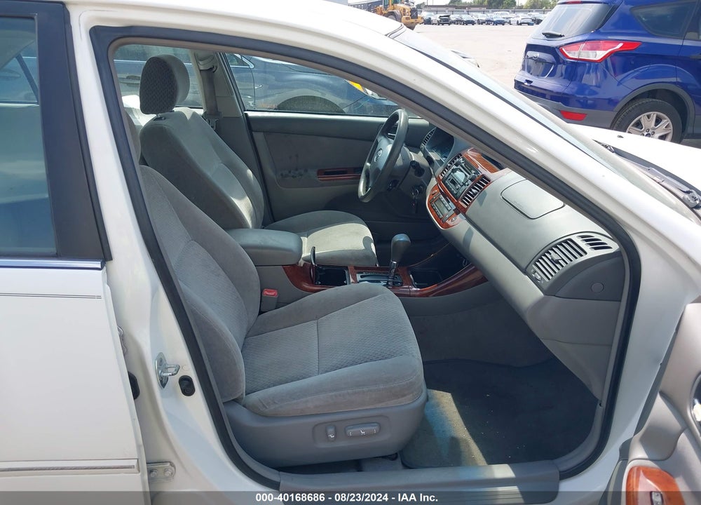 2004 TOYOTA CAMRY XLE VIN: 4T1BE32K94U287777