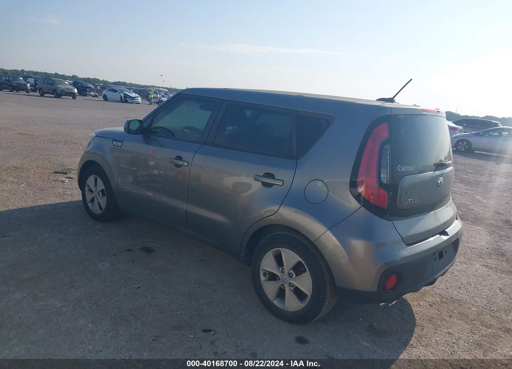 2018 KIA SOUL VIN: KNDJN2A2XJ7583073