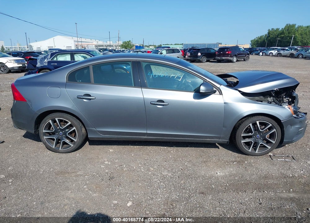 2017 VOLVO S60 T5 DYNAMIC VIN: YV140MTL1H2427292