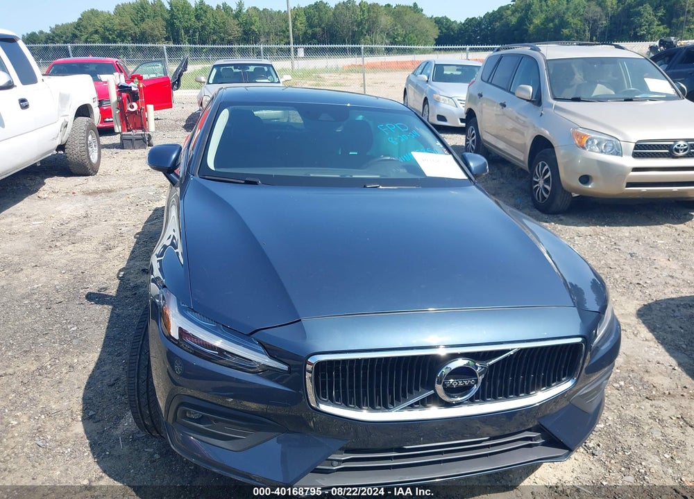 2021 VOLVO S60 T6 MOMENTUM VIN: 7JRA22TK8MG095350