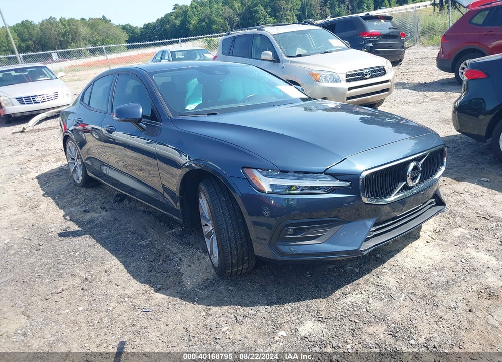 2021 VOLVO S60 T6 MOMENTUM VIN: 7JRA22TK8MG095350