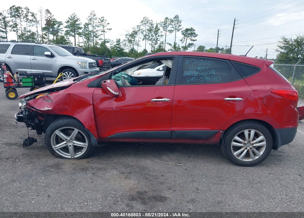 2013 HYUNDAI TUCSON LIMITED VIN: KM8JU3AC1DU596510