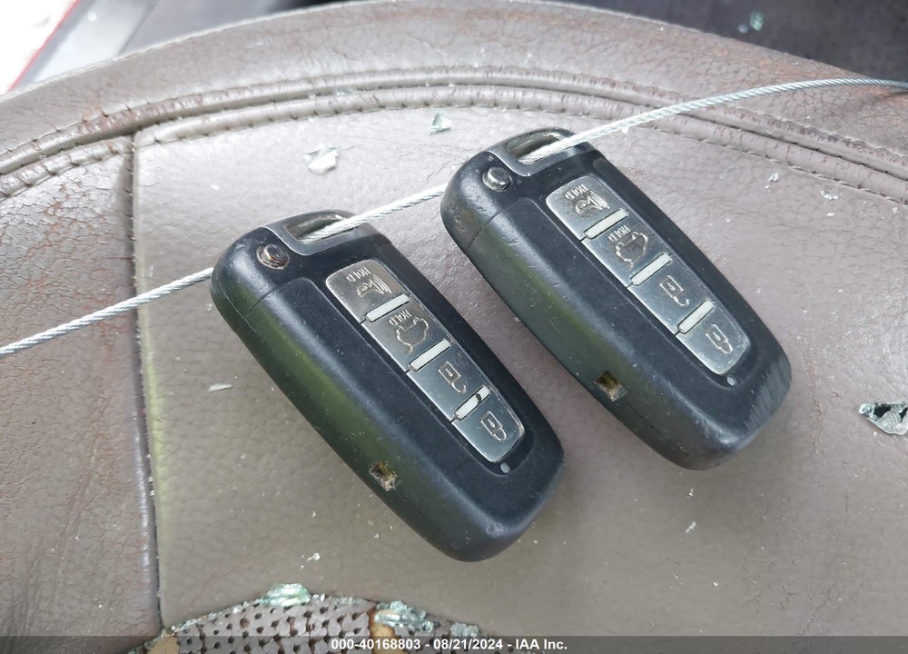 2013 HYUNDAI TUCSON LIMITED VIN: KM8JU3AC1DU596510