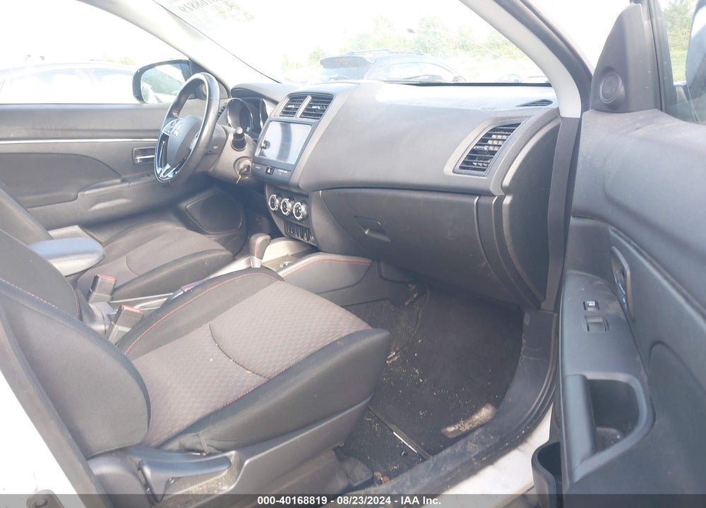 2019 MITSUBISHI OUTLANDER SPORT 2.0 LE VIN: JA4AR3AU5KU013782