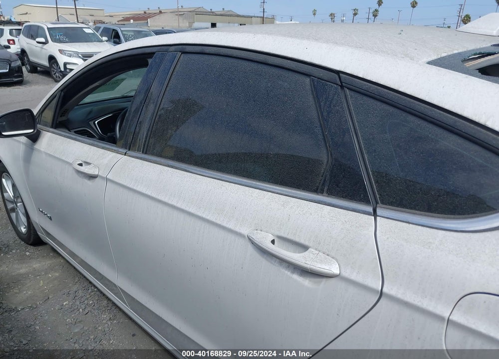 2019 FORD FUSION HYBRID SE VIN: 3FA6P0LUXKR199796