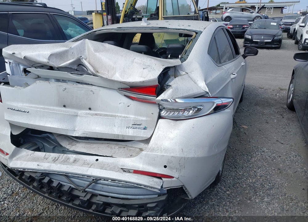 2019 FORD FUSION HYBRID SE VIN: 3FA6P0LUXKR199796