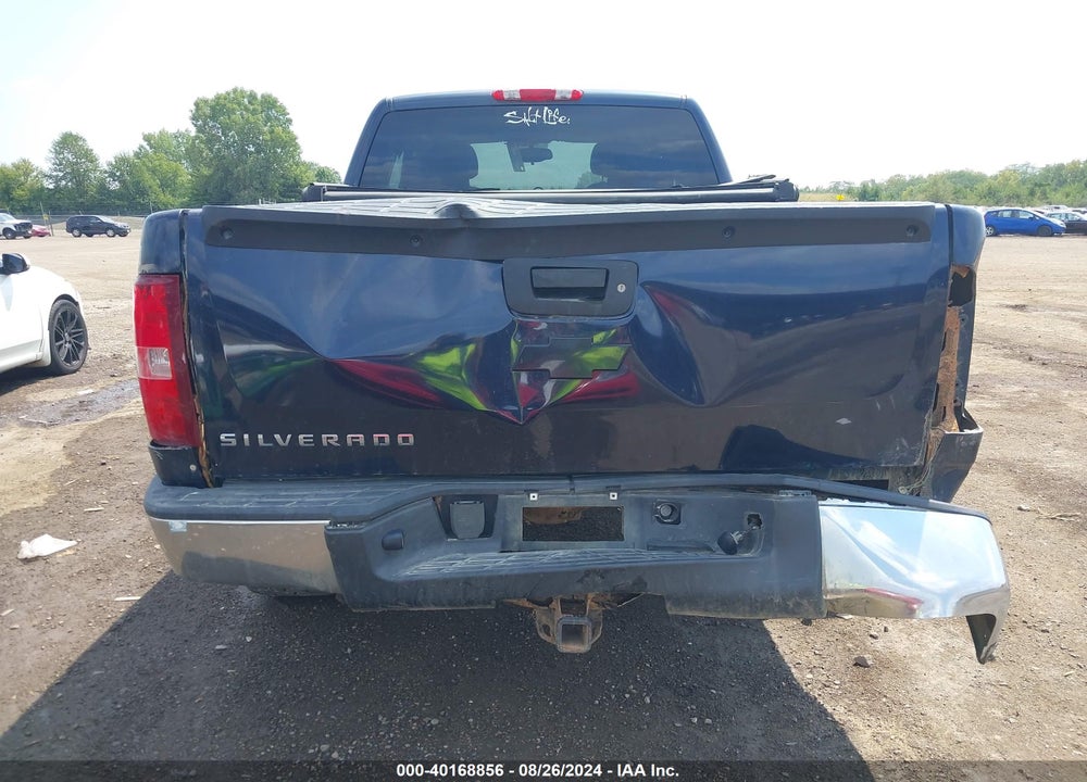 2011 CHEVROLET SILVERADO 1500 LT VIN: 1GCRKSE36BZ239132