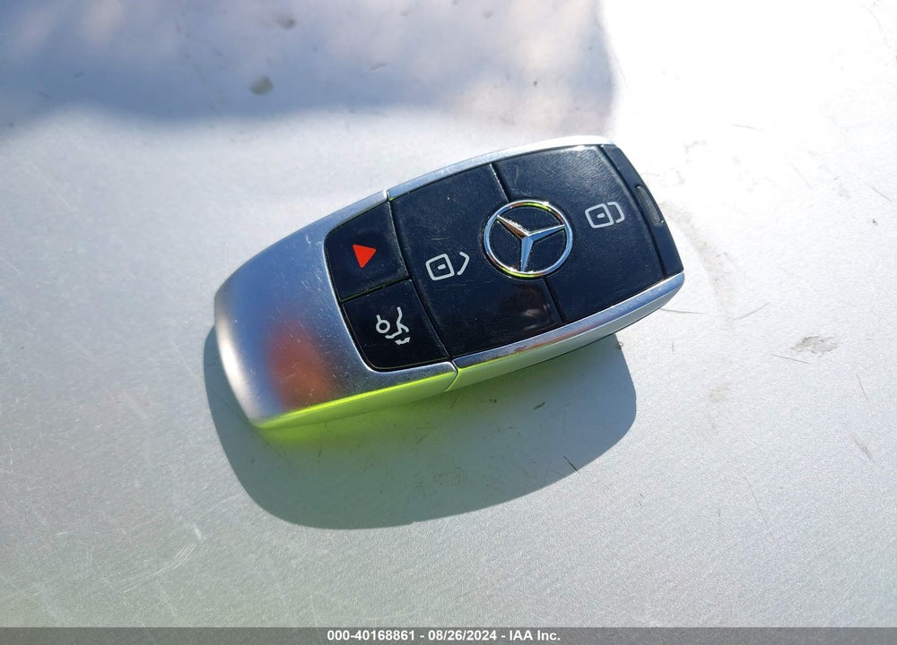 2019 MERCEDES-BENZ E 300 VIN: WDDZF4JB8KA629344