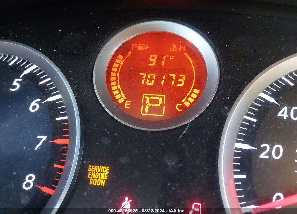 2011 NISSAN SENTRA 2.0SR VIN: 3N1AB6AP3BL665402