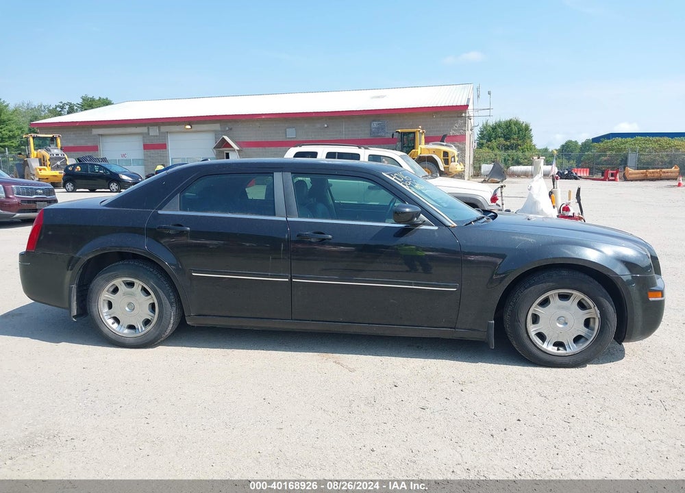 2005 CHRYSLER 300 TOURING VIN: 2C3AA53GX5H175922