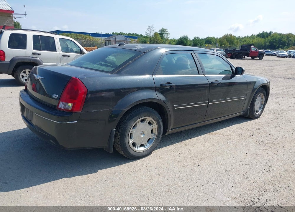 2005 CHRYSLER 300 TOURING VIN: 2C3AA53GX5H175922