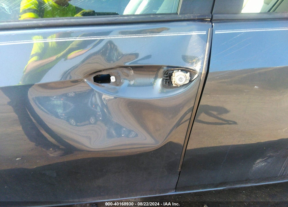 2016 TOYOTA COROLLA LE VIN: 2T1BURHE9GC490178