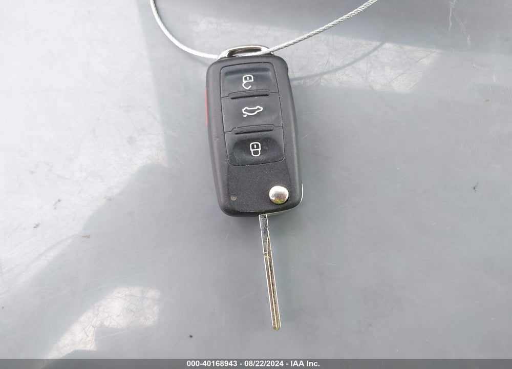 2015 VOLKSWAGEN JETTA 1.8T SE VIN: 3VWD07AJ4FM418534