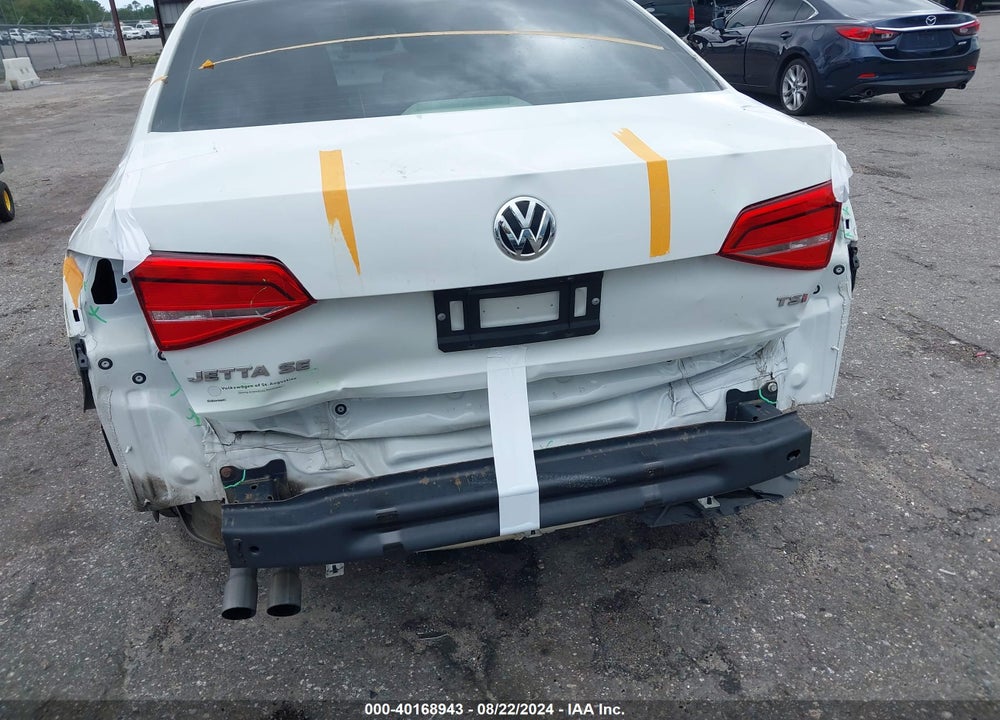 2015 VOLKSWAGEN JETTA 1.8T SE VIN: 3VWD07AJ4FM418534