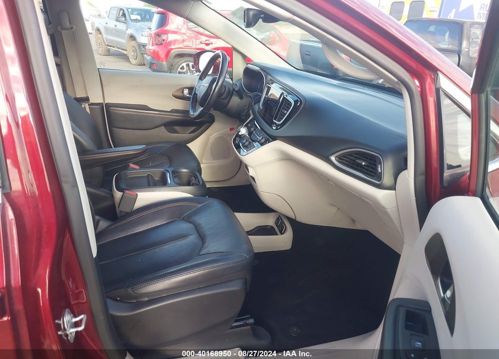 2019 CHRYSLER PACIFICA TOURING L VIN: 2C4RC1BG6KR666173