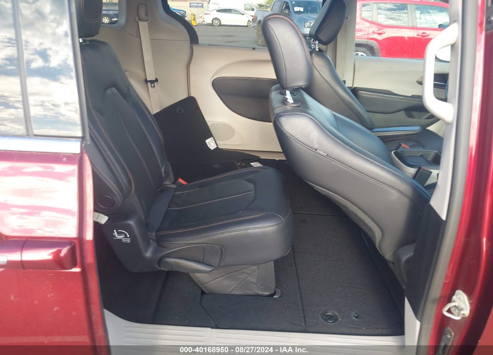 2019 CHRYSLER PACIFICA TOURING L VIN: 2C4RC1BG6KR666173