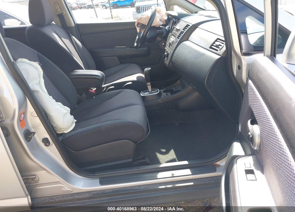 2008 NISSAN VERSA 1.8SL VIN: 3N1BC13E58L387112
