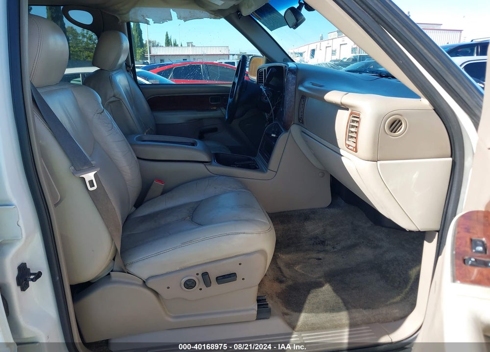 2003 CHEVROLET SUBURBAN 1500 VIN: 3GNEC16T33G262770