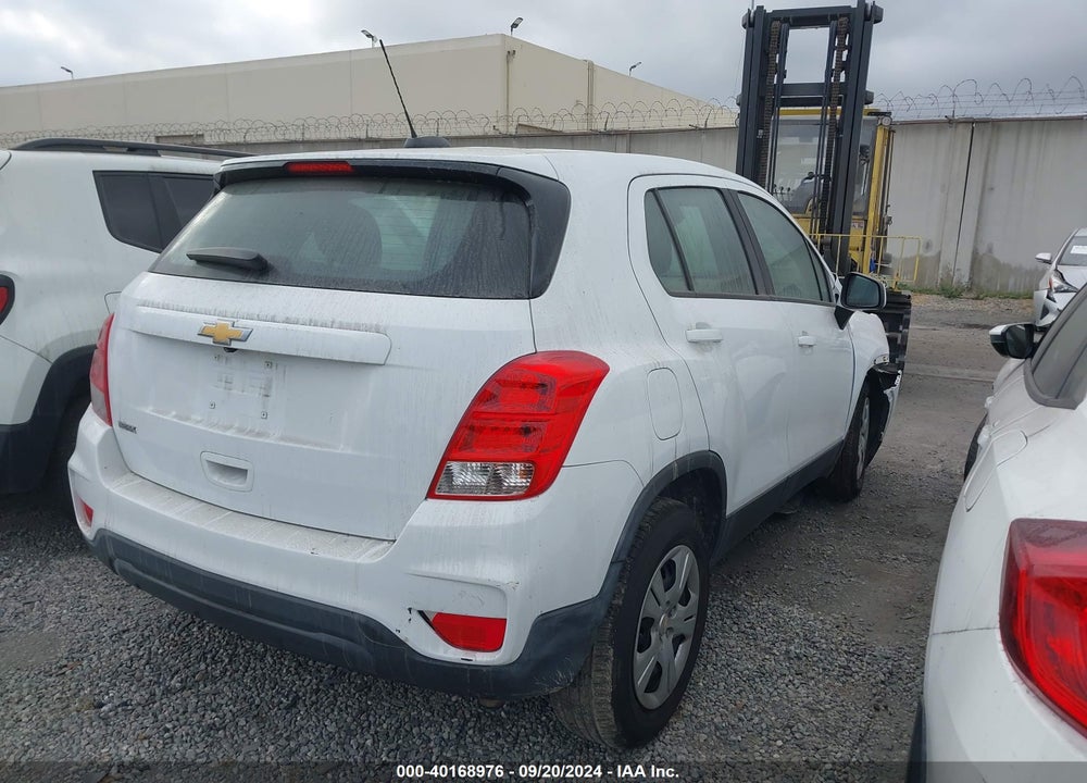 2017 CHEVROLET TRAX LS VIN: KL7CJKSB6HB075450