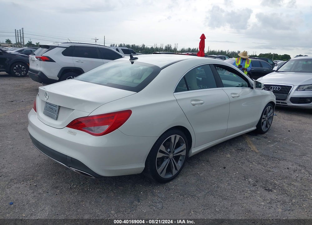 2017 MERCEDES-BENZ CLA 250 VIN: WDDSJ4EB8HN424652