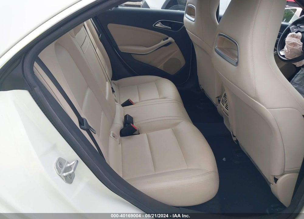 2017 MERCEDES-BENZ CLA 250 VIN: WDDSJ4EB8HN424652