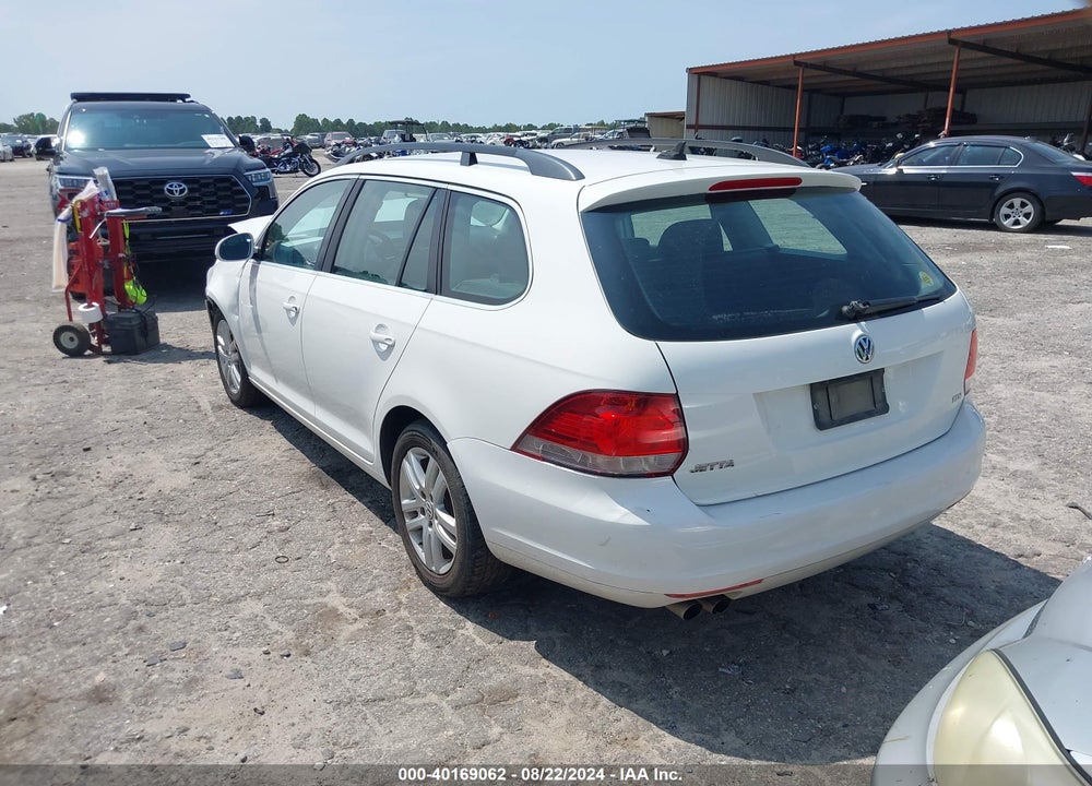 2012 VOLKSWAGEN JETTA SPORTWAGEN 2.0L TDI VIN: 3VWPL7AJ3CM685910