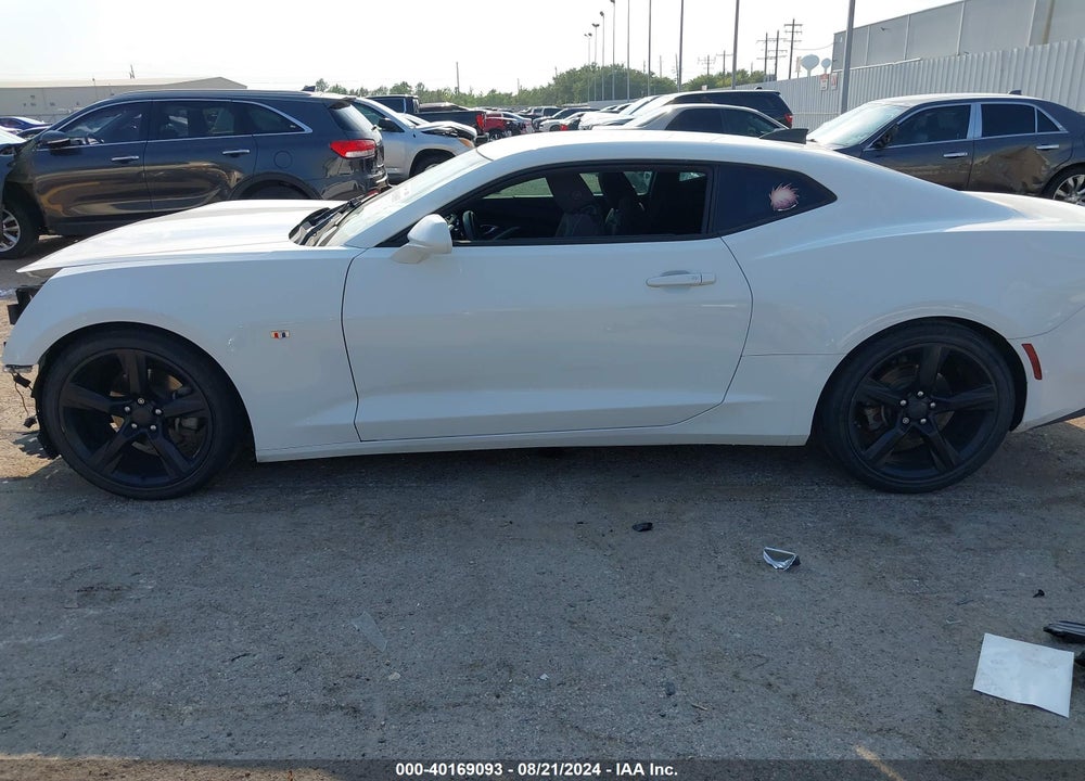 2017 CHEVROLET CAMARO 1LT VIN: 1G1FB1RX8H0142546
