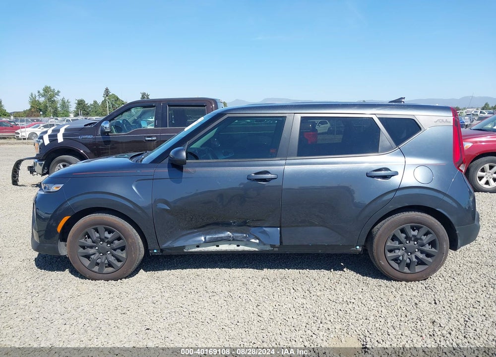 2020 KIA SOUL LX VIN: KNDJ23AUXL7100989