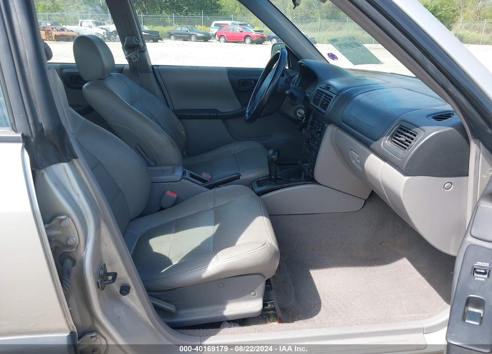 1999 SUBARU FORESTER L VIN: JF1SF6359XH701512