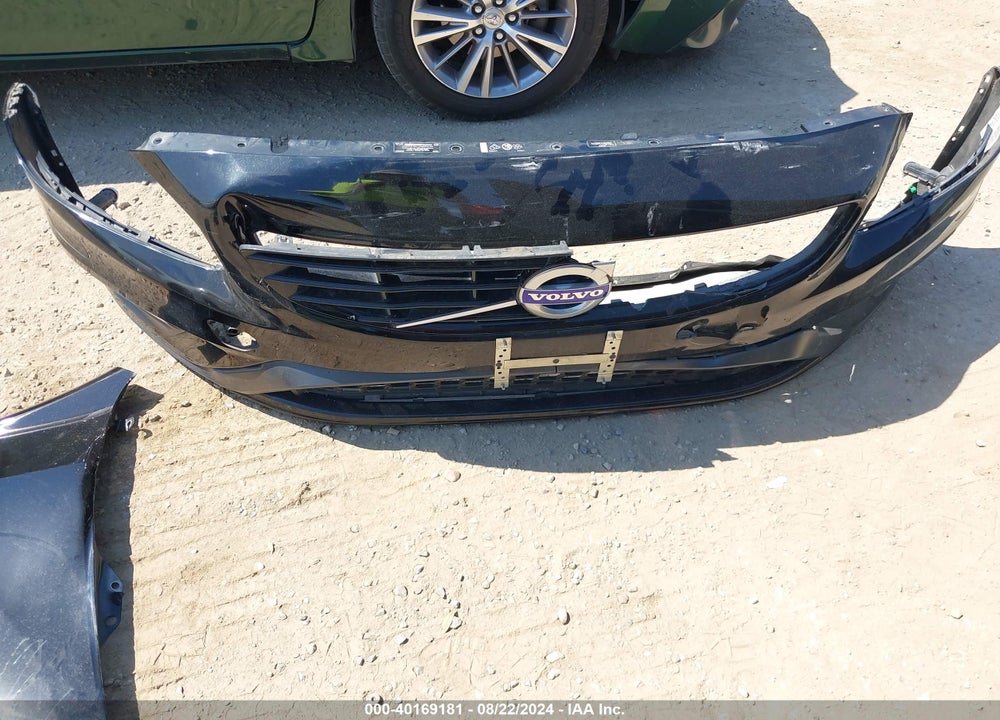 2018 VOLVO S60 T5 DYNAMIC VIN: YV126MFL4J2451514