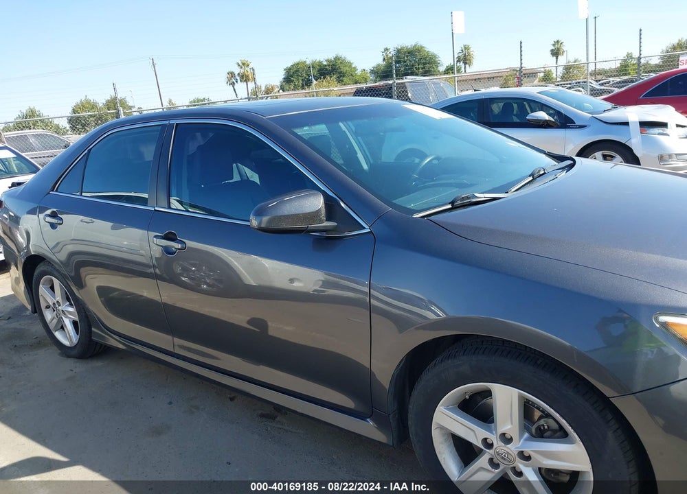2013 TOYOTA CAMRY SE VIN: 4T1BF1FK8DU670752