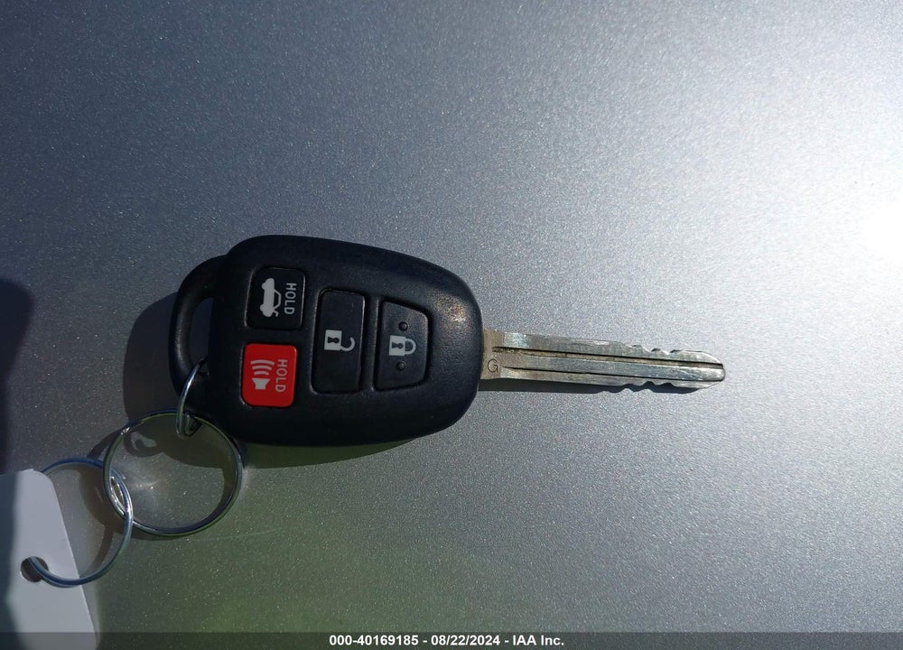 2013 TOYOTA CAMRY SE VIN: 4T1BF1FK8DU670752