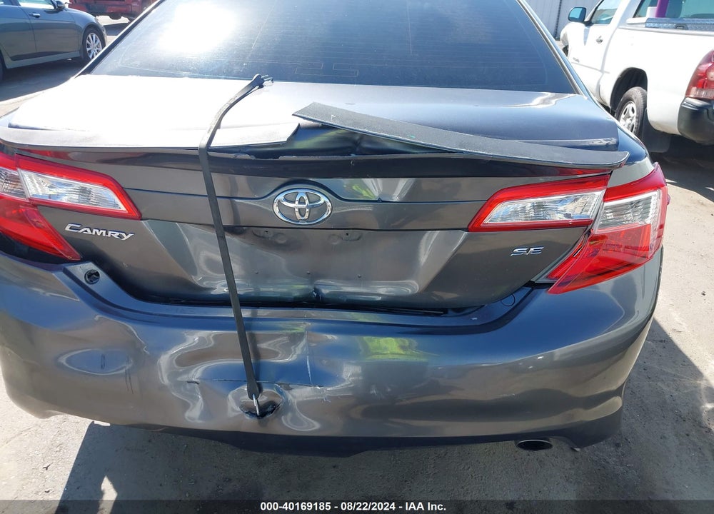 2013 TOYOTA CAMRY SE VIN: 4T1BF1FK8DU670752