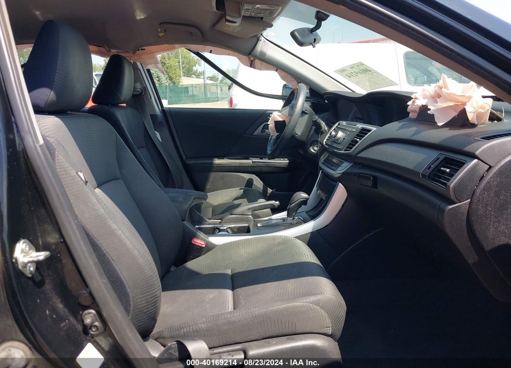 2015 HONDA ACCORD LX VIN: 1HGCR2F36FA228086