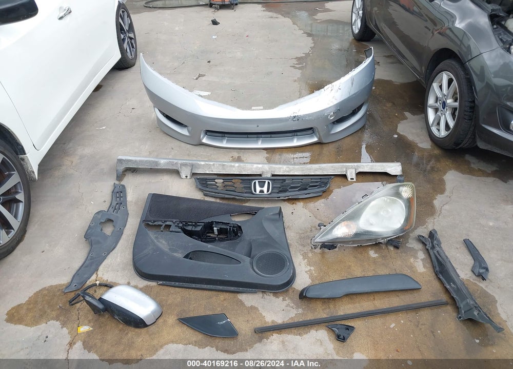 2013 HONDA FIT SPORT VIN: JHMGE8H58DC018179