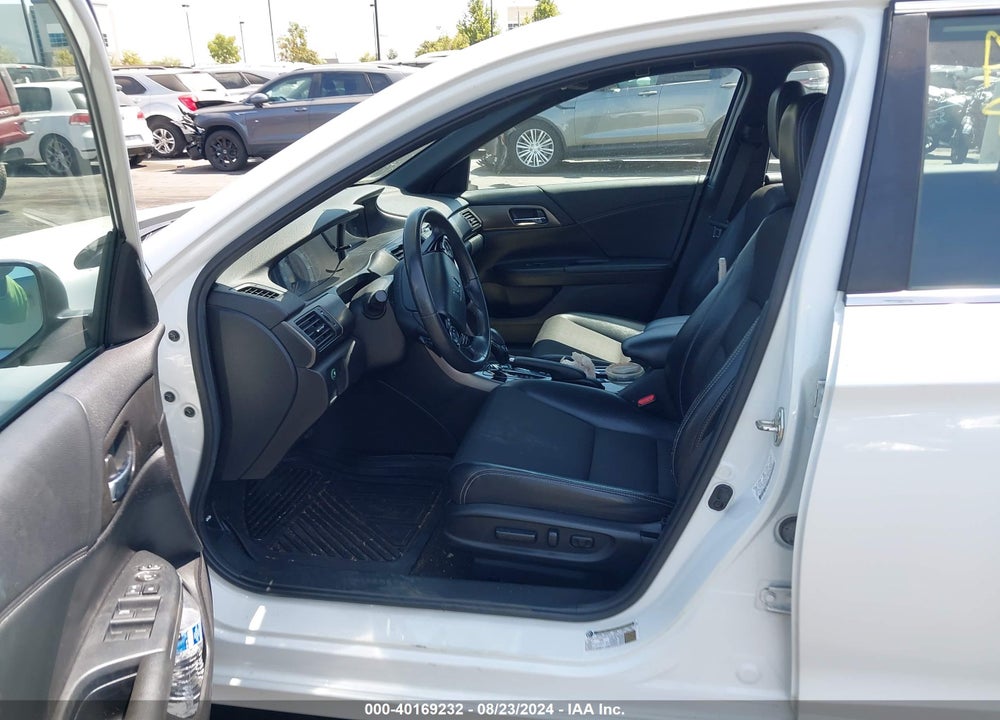 2016 HONDA ACCORD SPORT VIN: 1HGCR2F51GA158919