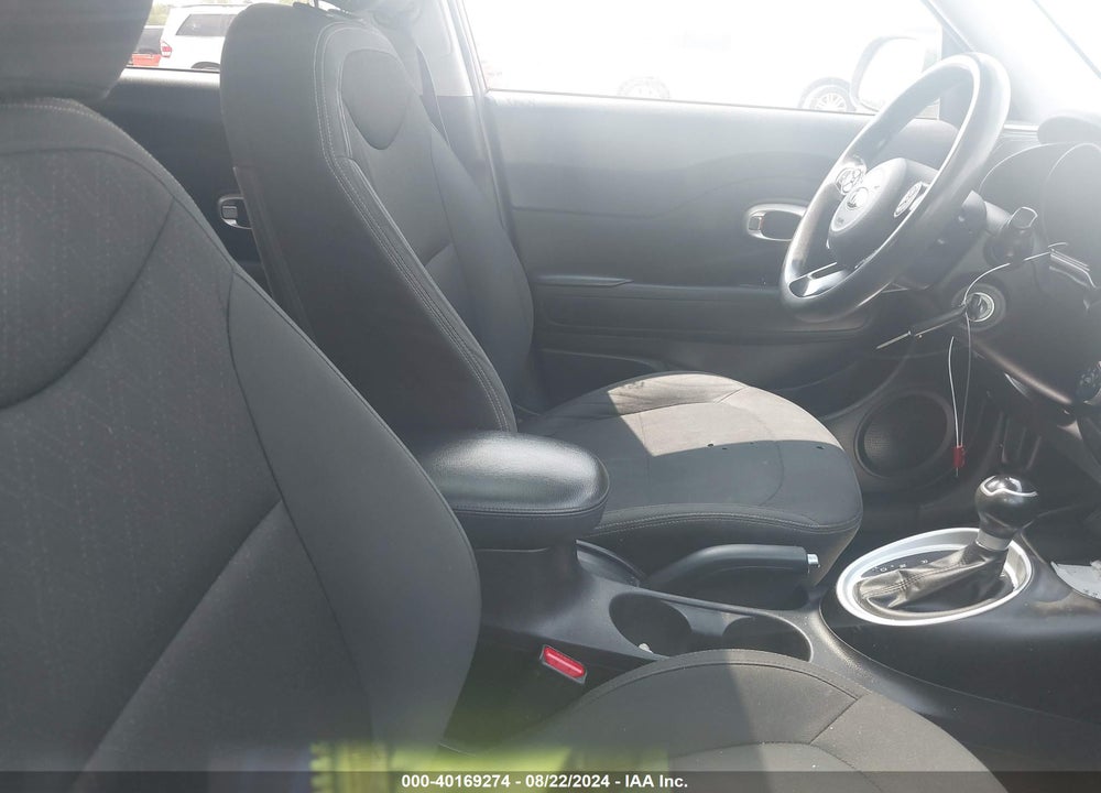 2014 KIA SOUL VIN: KNDJN2A25E7087863